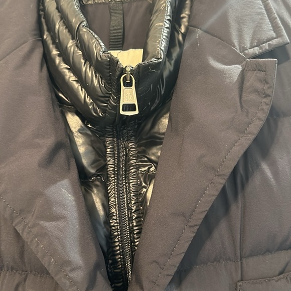 Down Moncler coat - Picture 3 of 6